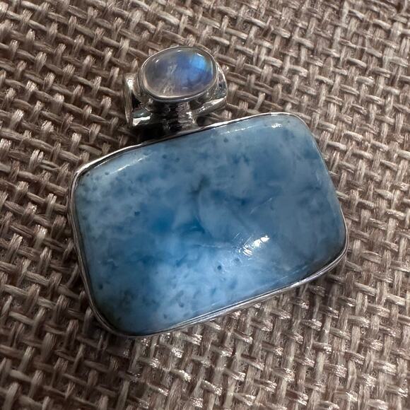 925 Sterling Silver Larimar & Moonstone Pendant-Genuine Dominican Larimar - Picture 7 of 9